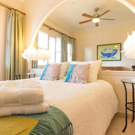 Malagasuite Sun&sea Apartment